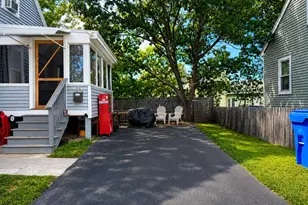 34 Alpheus St, Manchester, NH 03103 - Photo 5
