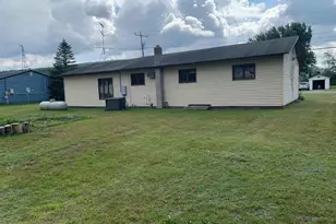 11 Trooper Leslie Lord Hwy, Clarksville, NH 03592 - Photo 29