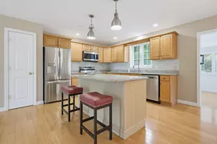 42 Iris Ln, Loudon, NH 03307 - Photo 11