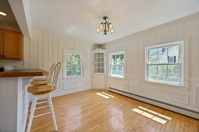 10 Cottage Street, Exeter, NH 03833 - Photo 5