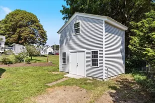 10 Cottage St, Exeter, NH 03833 - Photo 19