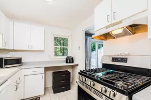 777 Middle Rd, Portsmouth, NH 03801 - Photo 27