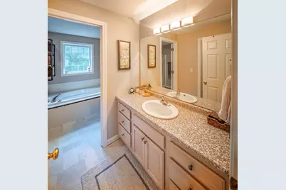 32 Wildewood Lane, Dover, NH 03820 - Photo 25