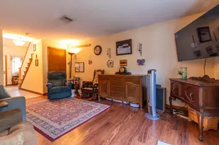 344 Elm St, Milford, NH 03055 - Photo 5