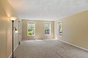 13 Lantern Dr, Sandown, NH 03873 - Photo 15