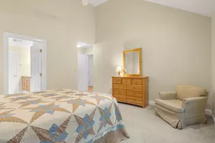 10 Cortland Ave, Stratham, NH 03885 - Photo 33