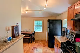 143 Elm St, Lancaster, NH 03584 - Photo 17
