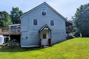 143 Elm St, Lancaster, NH 03584 - Photo 11