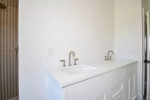 5 McCooey Dr, Dover, NH 03820 - Photo 29