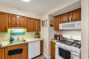 616 Springbrook Cir, Portsmouth, NH 03801 - Photo 13