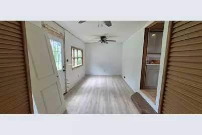 260 Sullivan Street, Claremont, NH 03743 - Photo 13