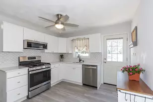 212 Ocean Blvd, Seabrook, NH 03874 - Photo 3