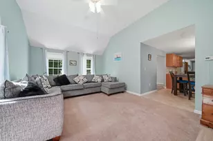 28 Chelsea Ct, Henniker, NH 03242 - Photo 15