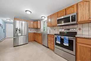 28 Chelsea Ct, Henniker, NH 03242 - Photo 9
