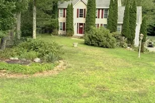 28 Chelsea Ct, Henniker, NH 03242 - Photo 1