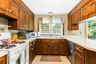 46 Lounsbury Ln, Peterborough, NH 03458 - Photo 7