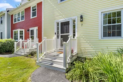 41 Boulder Brook Drive #7, Exeter, NH 03833 - Photo 3