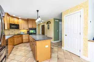 230 Hoit Rd, Concord, NH 03301 - Photo 9
