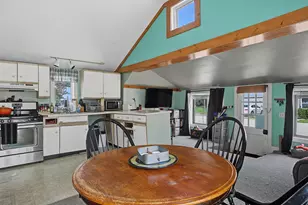 51 High St, Epping, NH 03042 - Photo 7