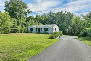 10 Pinewood Dr, Somersworth, NH 03878 - Photo 5