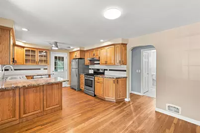 283 S Hall Street, Manchester, NH 03103 - Photo 11
