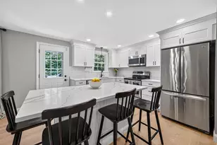 24A Sparhawk Dr, Londonderry, NH 03053 - Photo 5