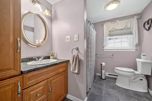 24A Sparhawk Dr, Londonderry, NH 03053 - Photo 9