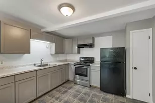30 Beech St, Bristol, NH 03222 - Photo 1