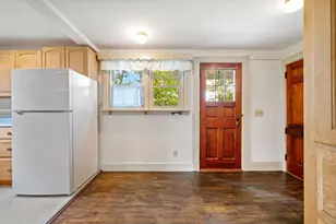 11 Edgewood St, Claremont, NH 03743 - Photo 5
