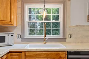 12 King Henry Dr, Londonderry, NH 03053 - Photo 21