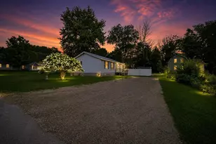 3 Roseland Rd, Newport, NH 03773 - Photo 3
