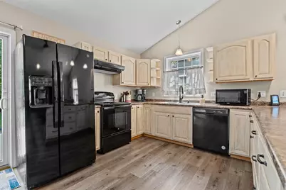 7 Dalton Drive, Barnstead, NH 03225 - Photo 5