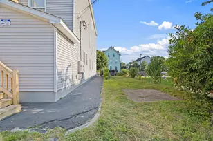 238 Auburn St, Manchester, NH 03103 - Photo 7