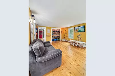 7  Amesbury Road, Newton, NH 03858 - Photo 11