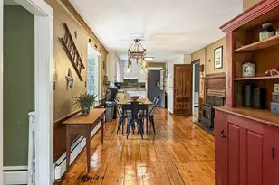 7 Amesbury Rd, Newton, NH 03858 - Photo 9