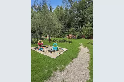 7  Amesbury Road, Newton, NH 03858 - Photo 27