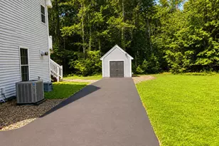 47 Pray St, Rochester, NH 03868 - Photo 3