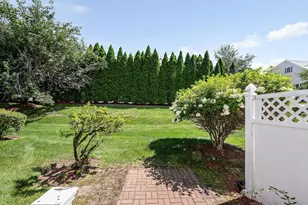 4 Georgetowne Dr, Nashua, NH 03062 - Photo 33