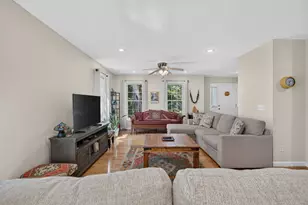 14 Holton Cir, Londonderry, NH 03053 - Photo 5
