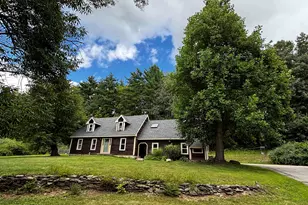 18 Roberts Rd, Rochester, NH 03867 - Photo 3