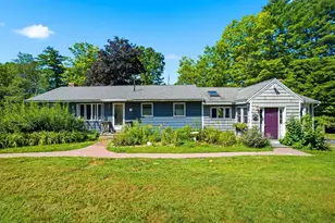 89 Prescott Rd, Brentwood, NH 03833 - Photo 1