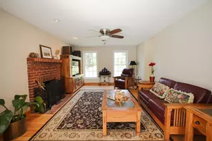 79 English Range Rd, Derry, NH 03038 - Photo 11