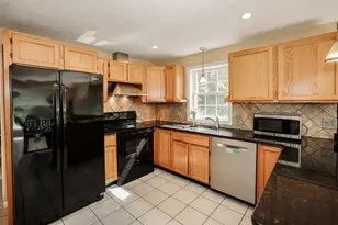 79 English Range Rd, Derry, NH 03038 - Photo 17