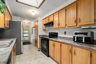 11 Caribbean Ln, Rochester, NH 03867 - Photo 7