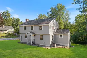 2 Sweetbriar Ln, Rochester, NH 03867 - Photo 1