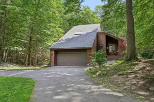 41 Starwood Dr, Hampstead, NH 03841 - Photo 1