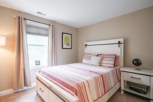 77 Deerwood Dr, Nashua, NH 03063 - Photo 17