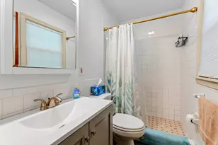 532 Oak St, Manchester, NH 03104 - Photo 15
