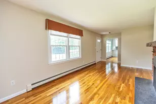 20 Forest Dr, Bedford, NH 03110 - Photo 13
