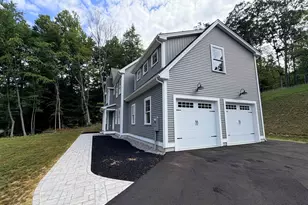 105 Seaverns Bridge Rd, Merrimack, NH 03054 - Photo 5